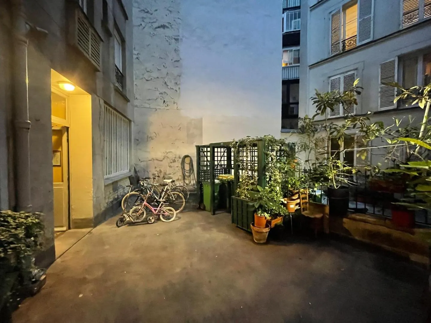 The Night Beauty - Renovated & Design - Bastille Paris France